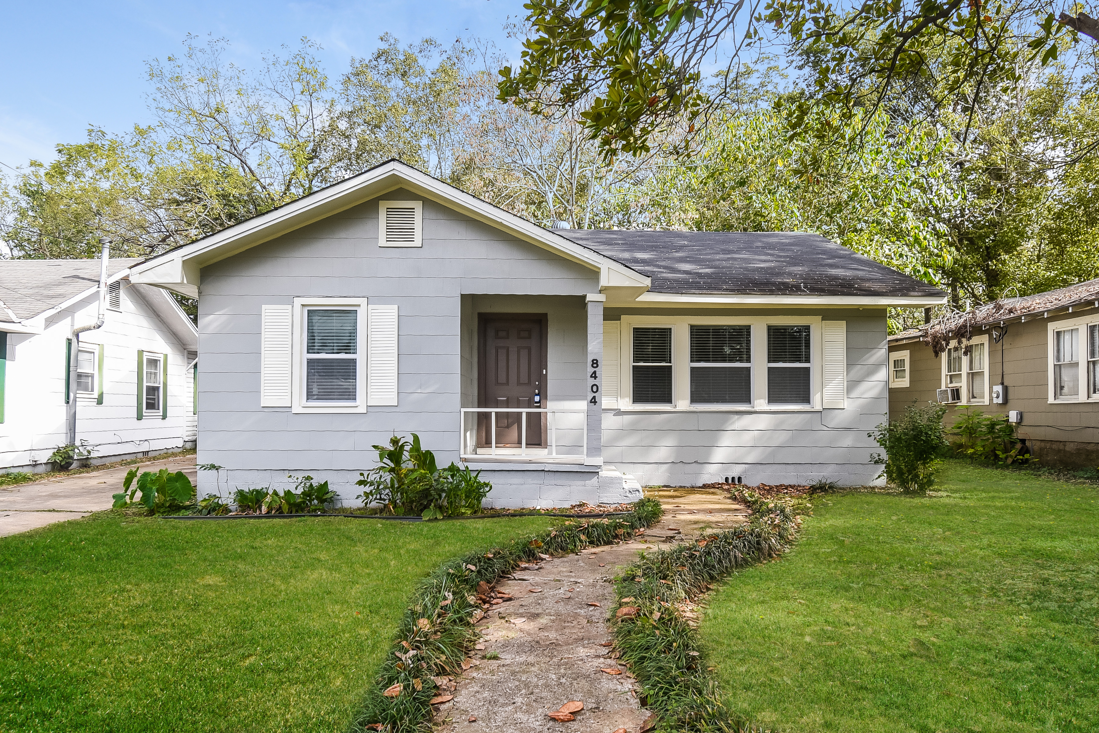 8404 Thomas Ave Leeds, AL 35094